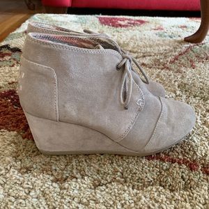 Toms booties